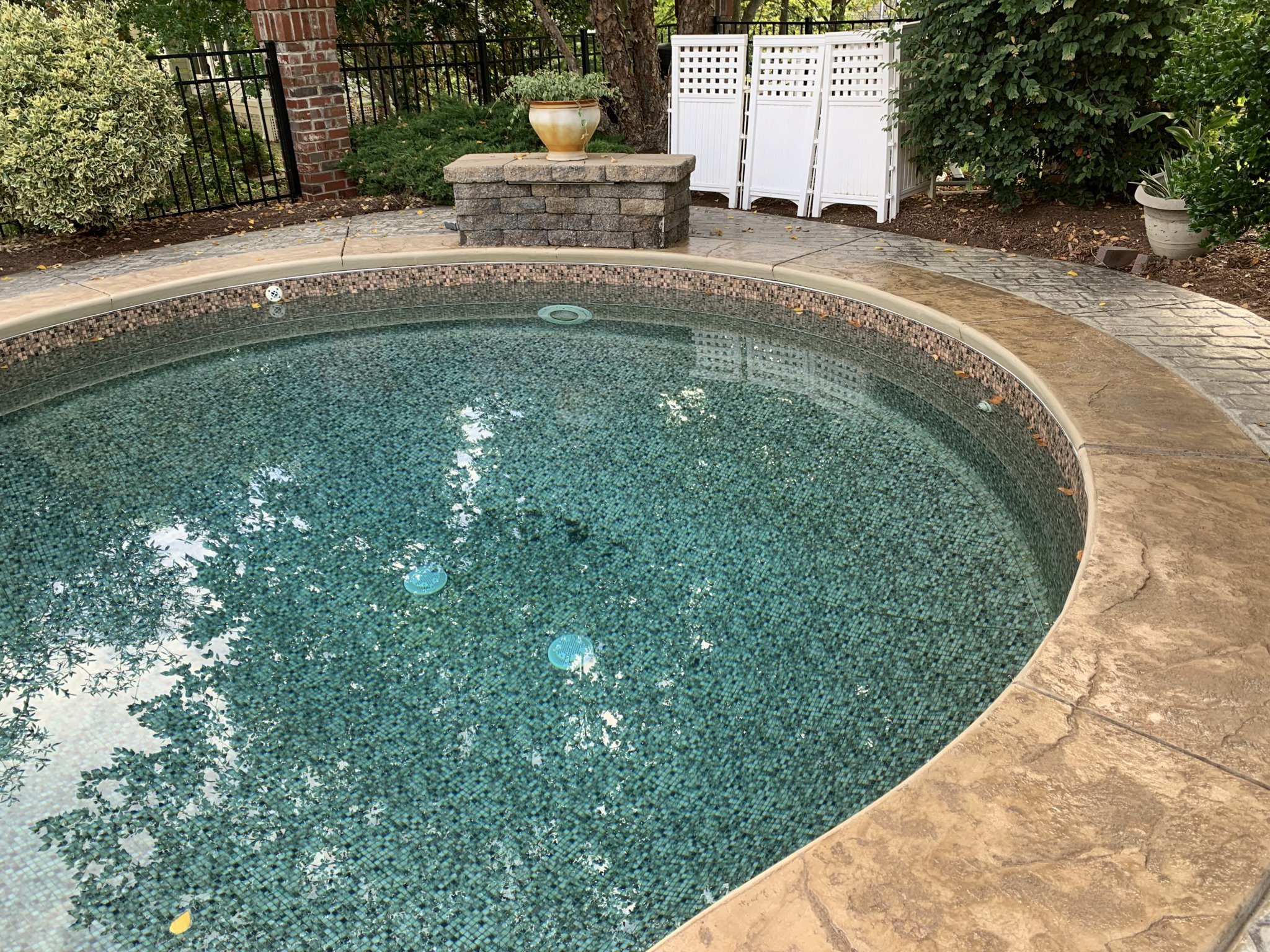 Pool coping with fresh Khaki Antiquing stain