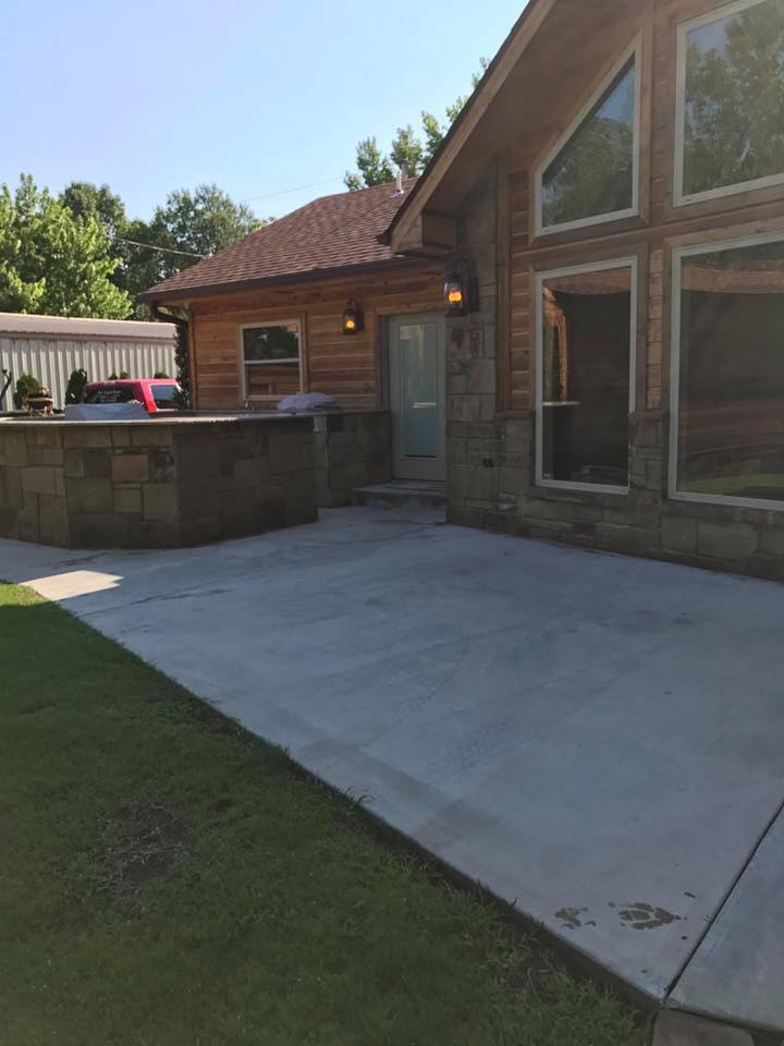 Concrete backyard patio