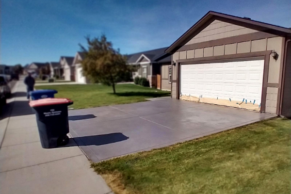 Driveway Brushed Concrete - EasyTint Silver Gray