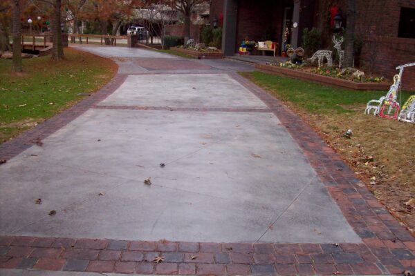 EasyTint Charcoal, Milano Red Driveway