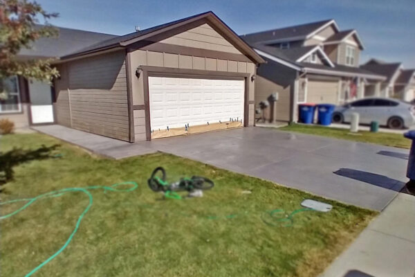 Driveway Brushed Concrete - EasyTint Silver Gray