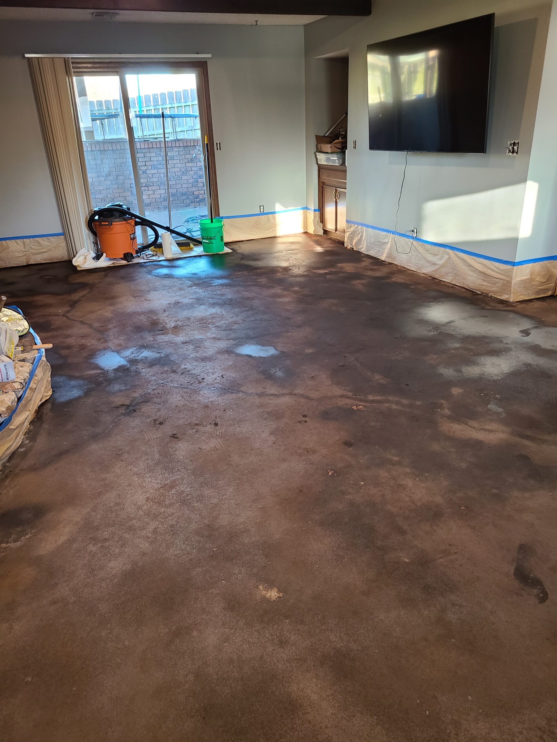 Neutralized black acid stain