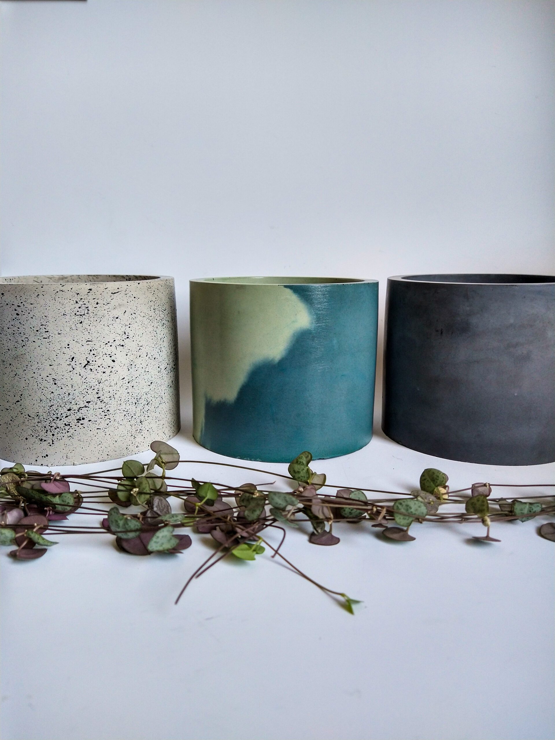 concrete planters by @wellplantedco