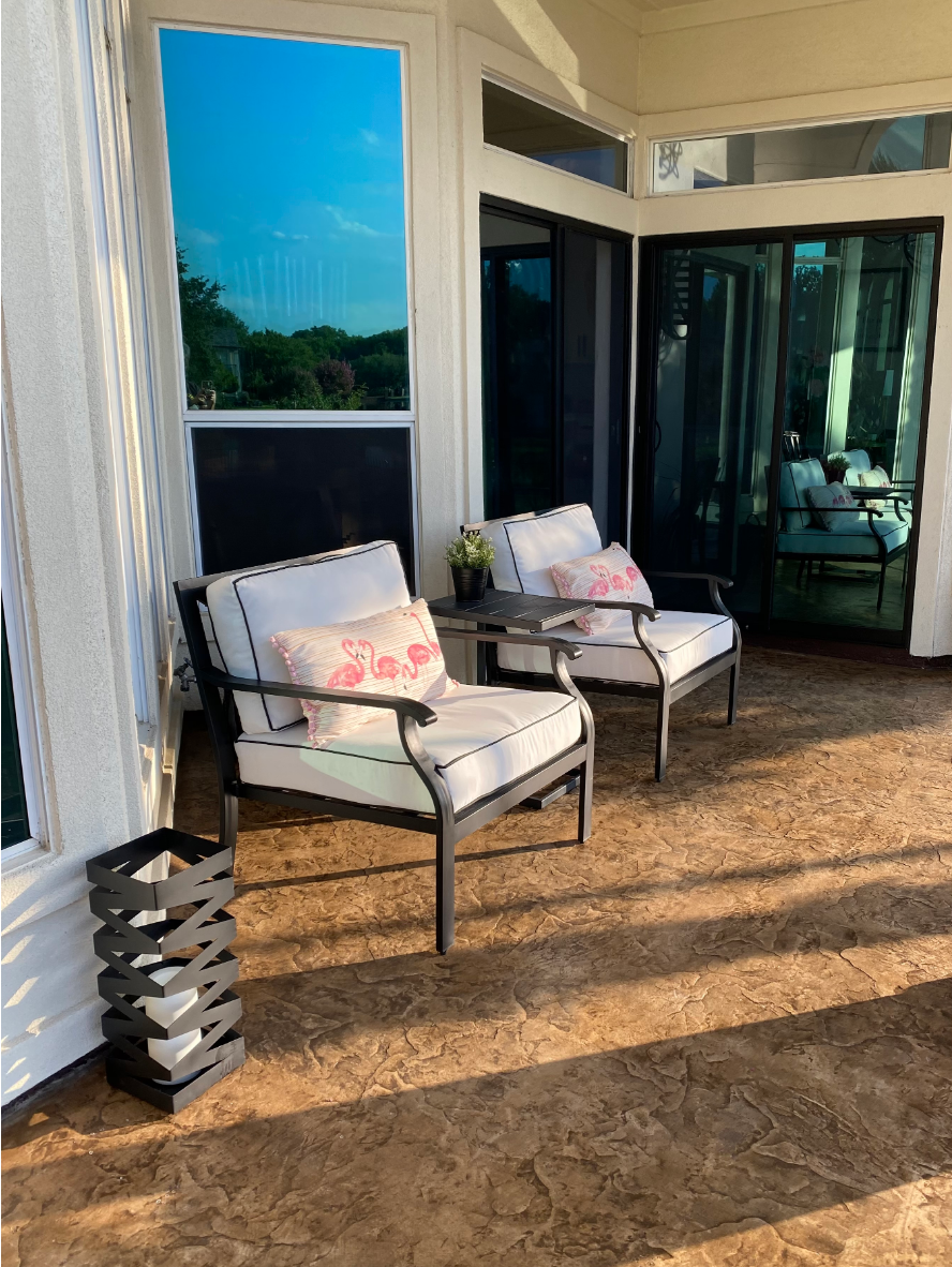 Café Royale Antiquing™ Stain restored color and depth to the worn concrete surface